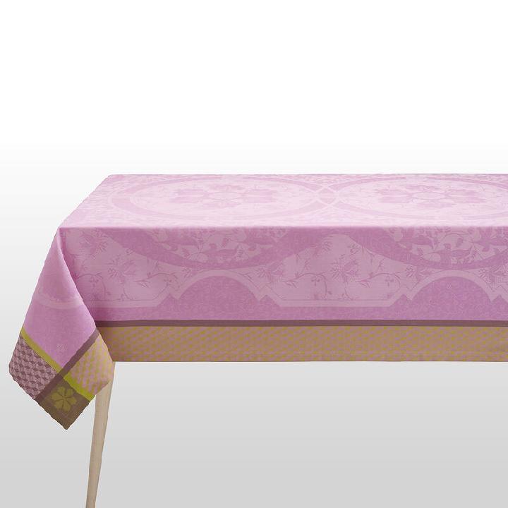 Скатерть Le Jacquard Francais Duchesse