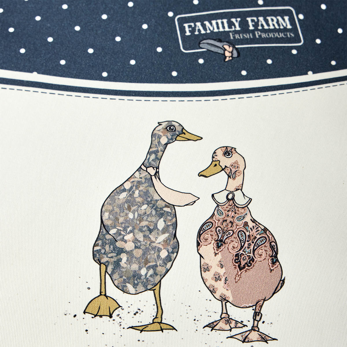 Скатерть овальная Santalino Family Farm 140х180см
