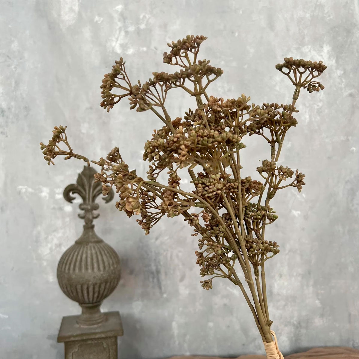 Цветы искусственные FloDecor Ягодный букет 55см