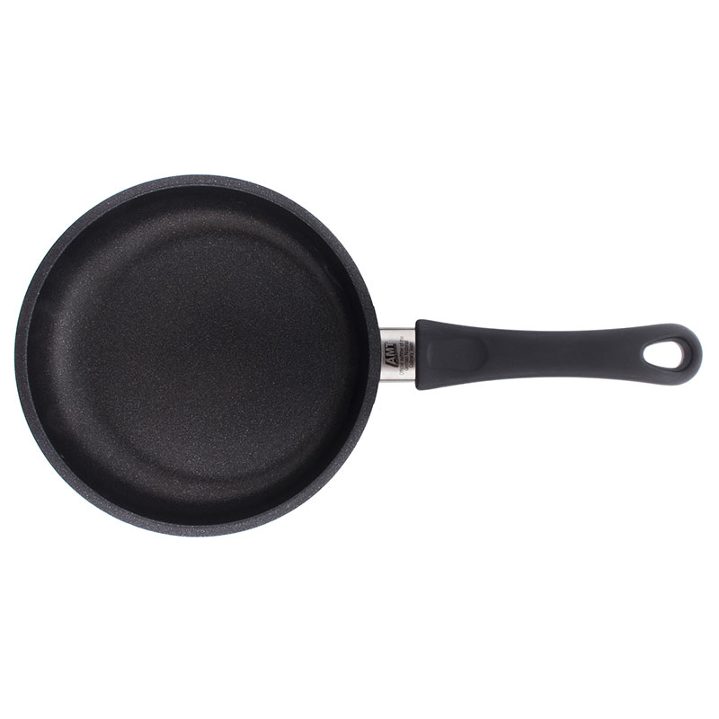 Сковорода индукционная с антипригарным покрытием AMT Frying Pans Titan 24см