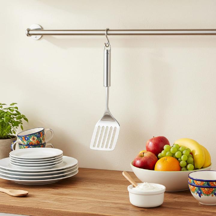 Лопатка кухонная Leifheit Sterling