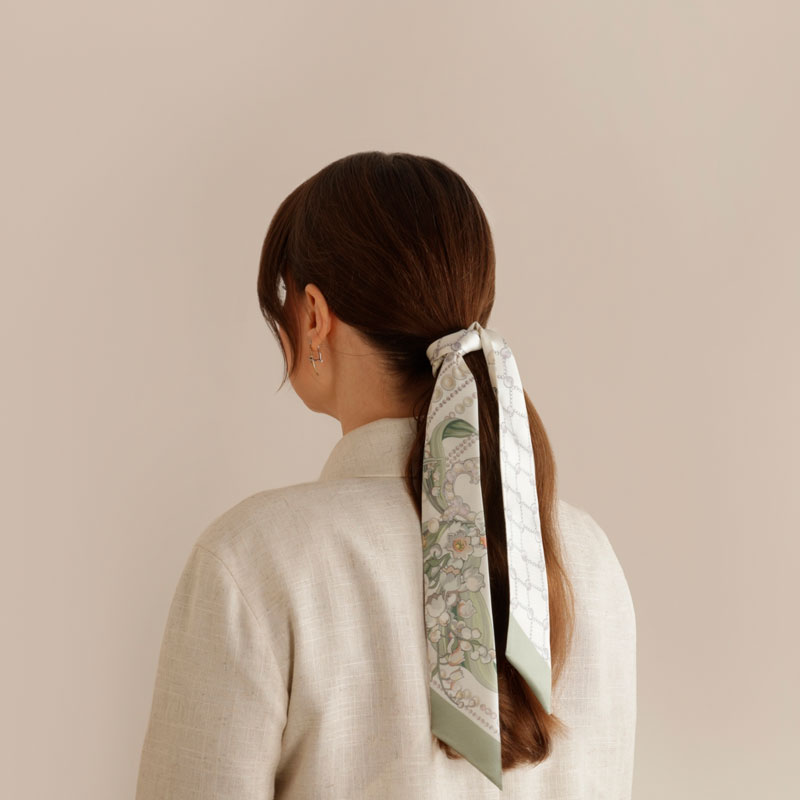 Шарф Mollen Твилли Ландыши в жемчужно-белом