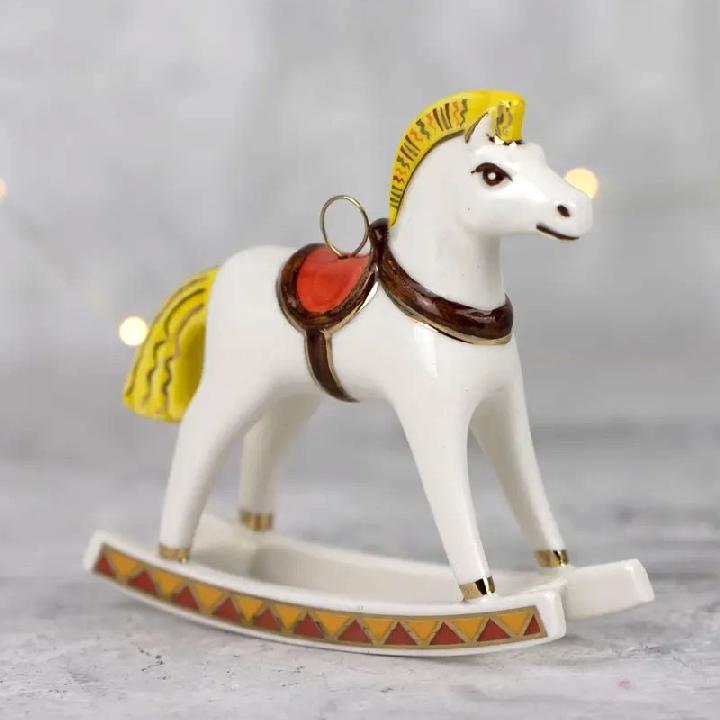 Елочная игрушка Фарфоровая мануфактура Символ года Лошадка-качалка