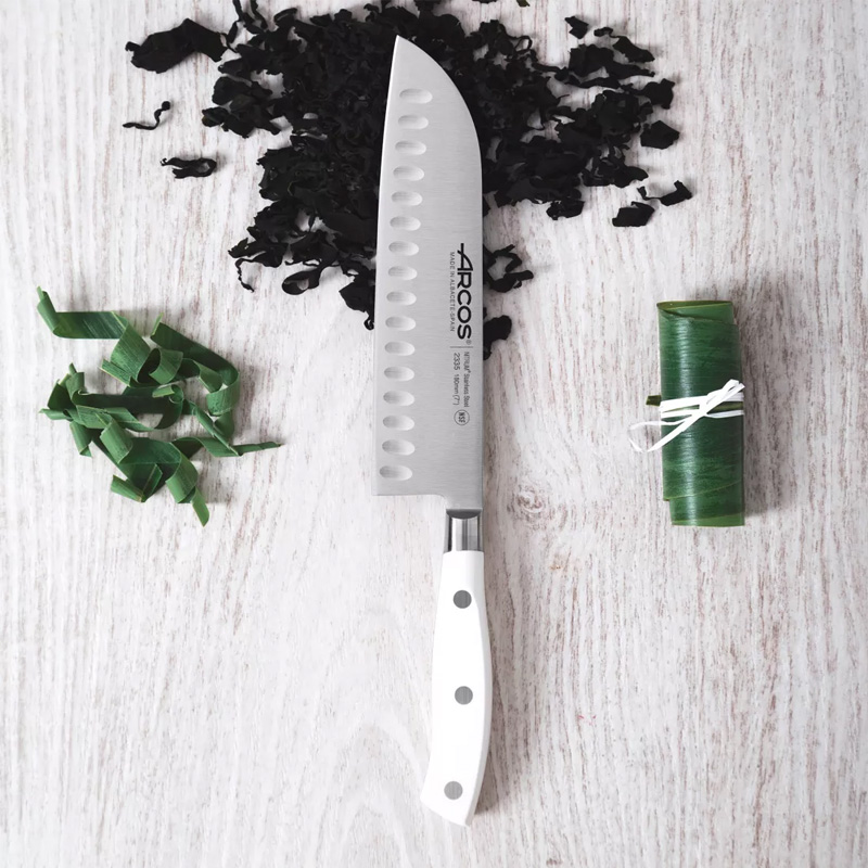 Нож поварской Сантоку Arcos Riviera Blanca