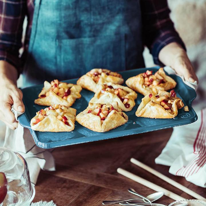 Противень Emile Henry, голубая лагуна