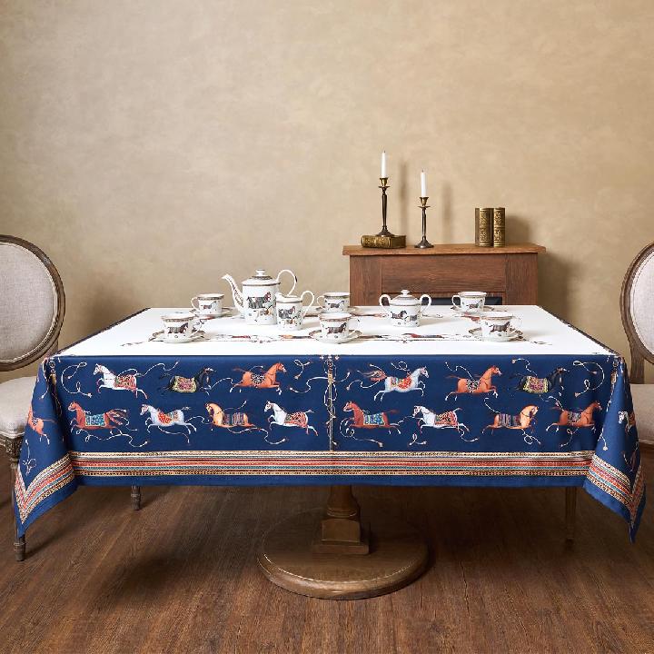 Скатерть Santalino Passage 160х220см