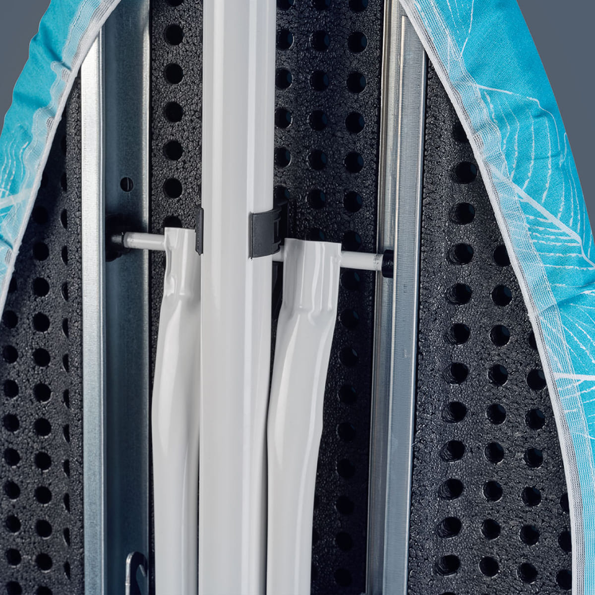 Гладильная доска Leifheit Airboard Solid Plus M 120х38см, цвет зеленый