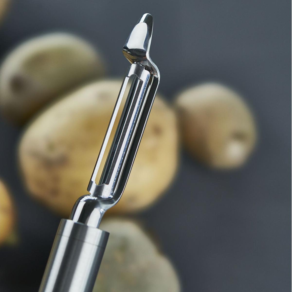 Овощечистка Zwilling Pro