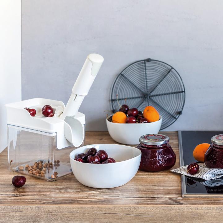 Отделитель косточек от вишен Leifheit Cherrymat 3.0