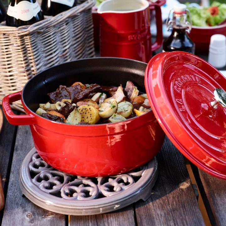 Кокот высокий Staub La Cocotte 4,7л, вишневый