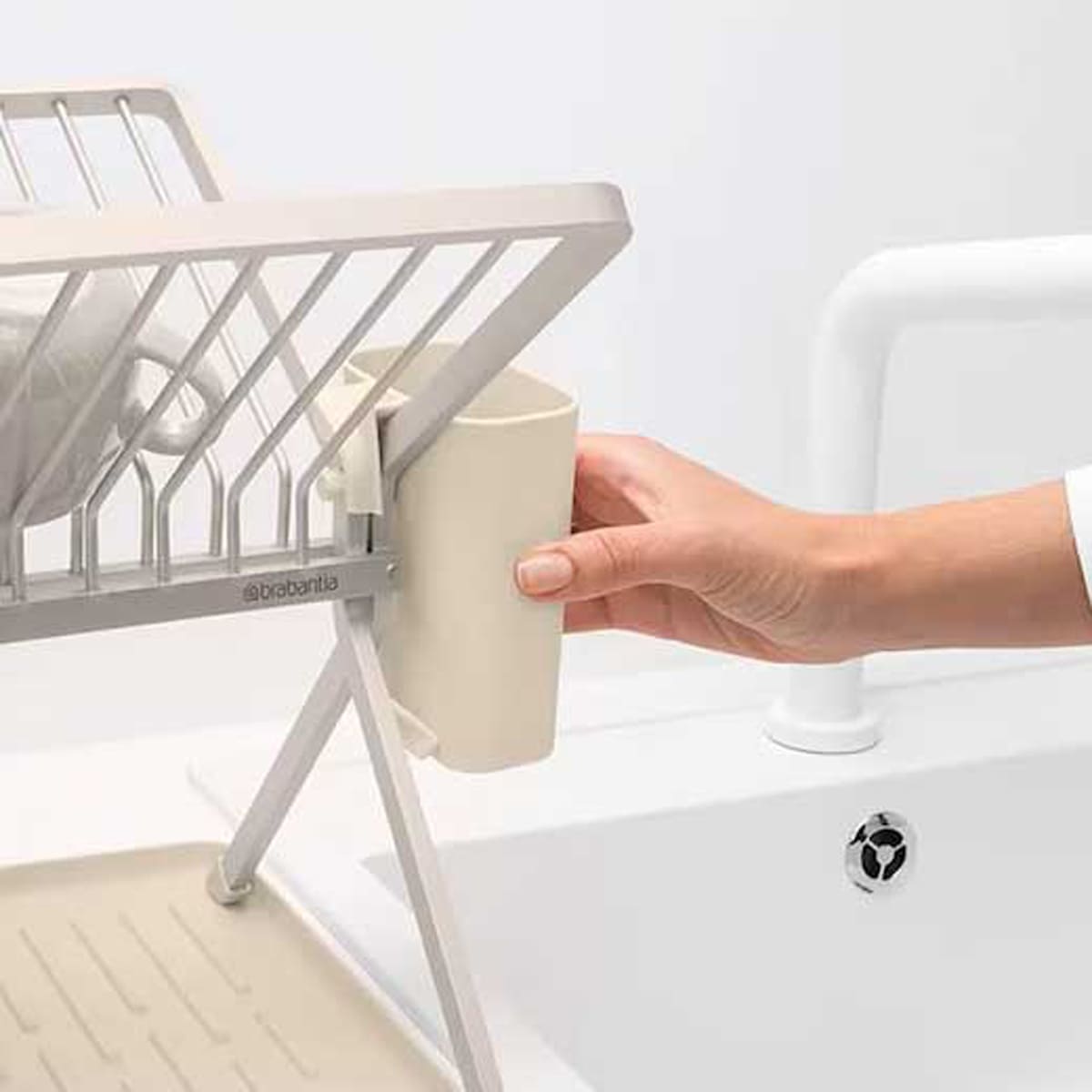 Сушилка для посуды складная Brabantia SinkSide