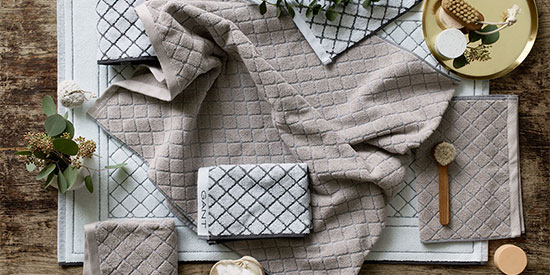 Как сохранить мягкость махровых полотенец и халатов