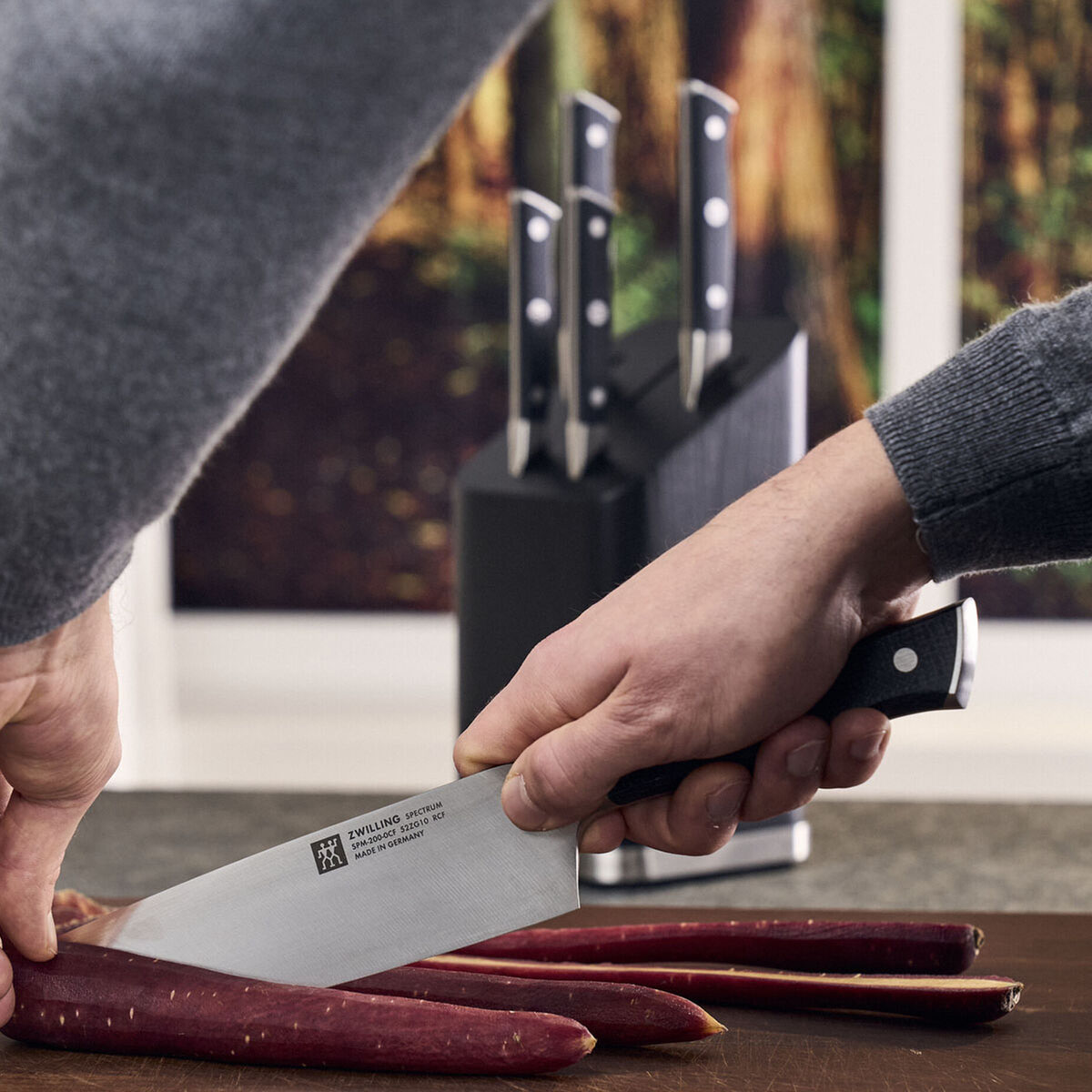 Нож поварской Zwilling Spectrum