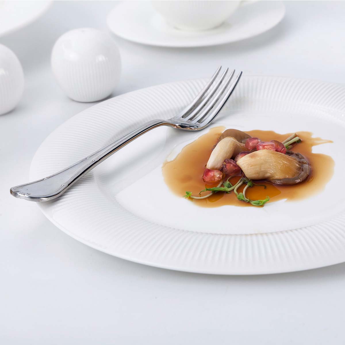 Тарелка обеденная Home Chef by T E Raphael