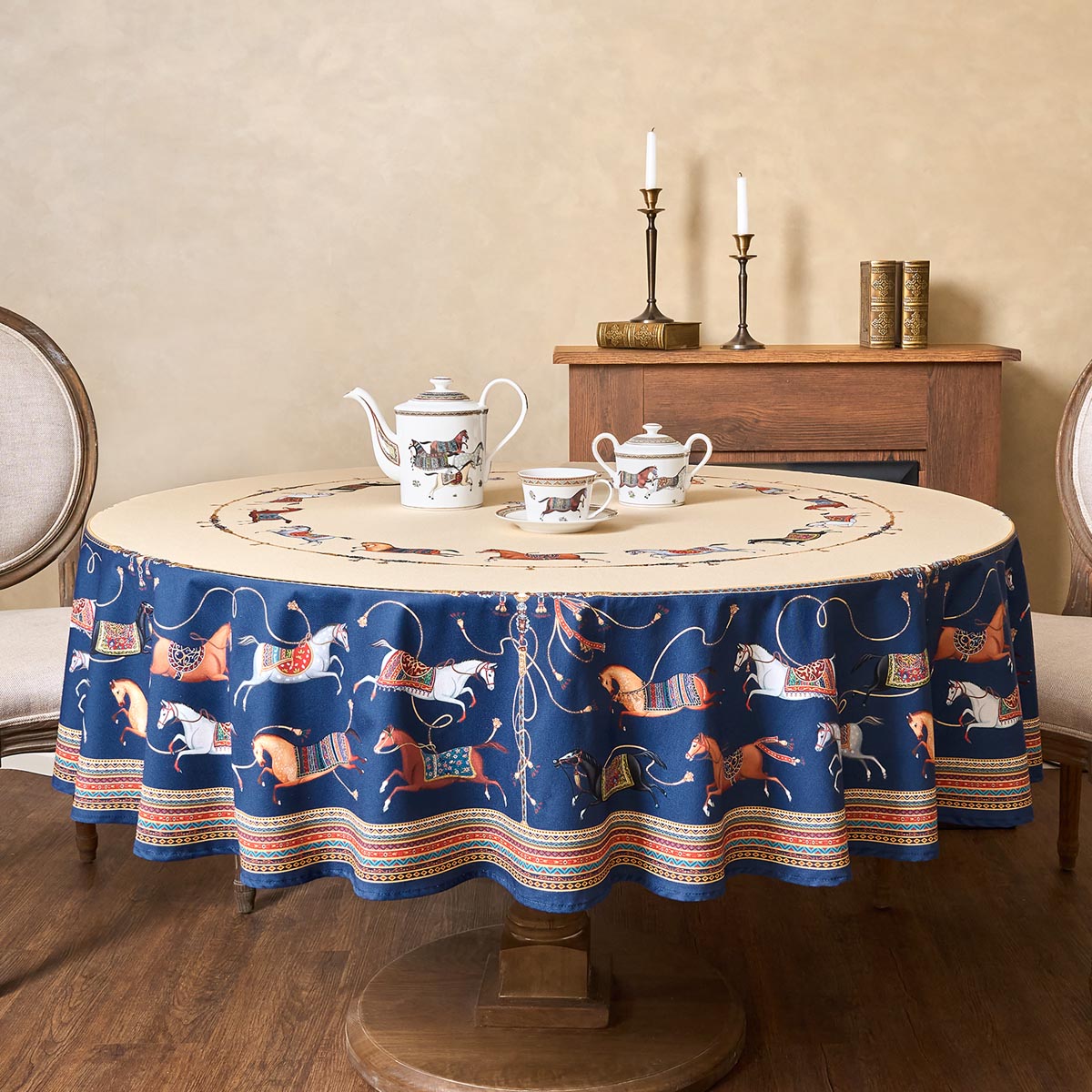 Скатерть кругая Santalino Passage 150см