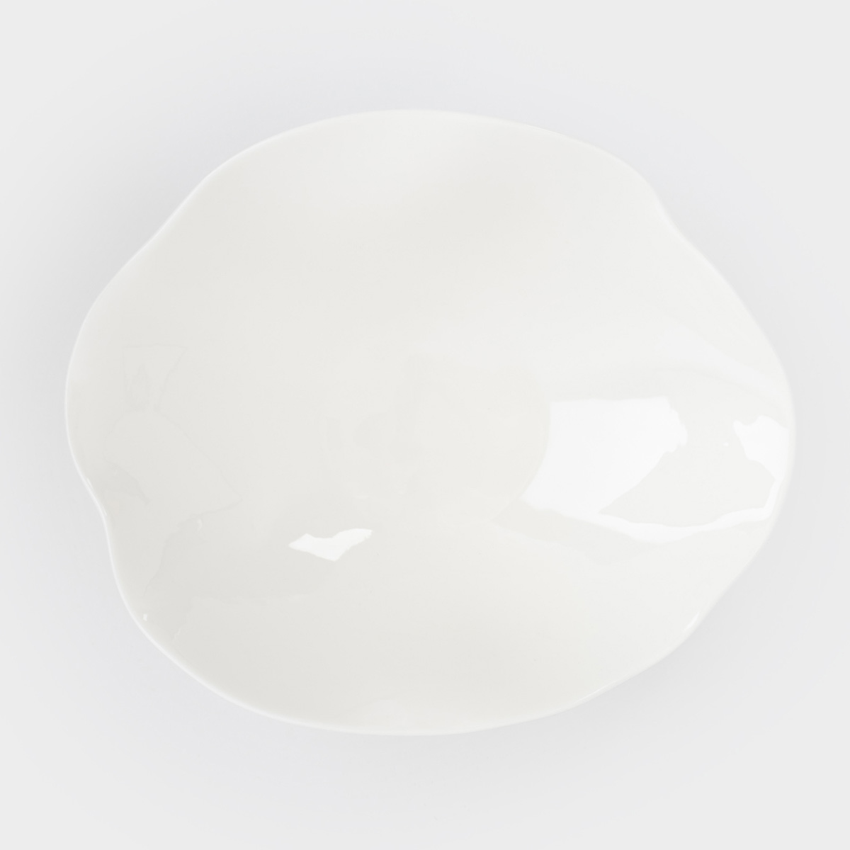 Салатник Anna Lafarg White Ocean Волнистый край