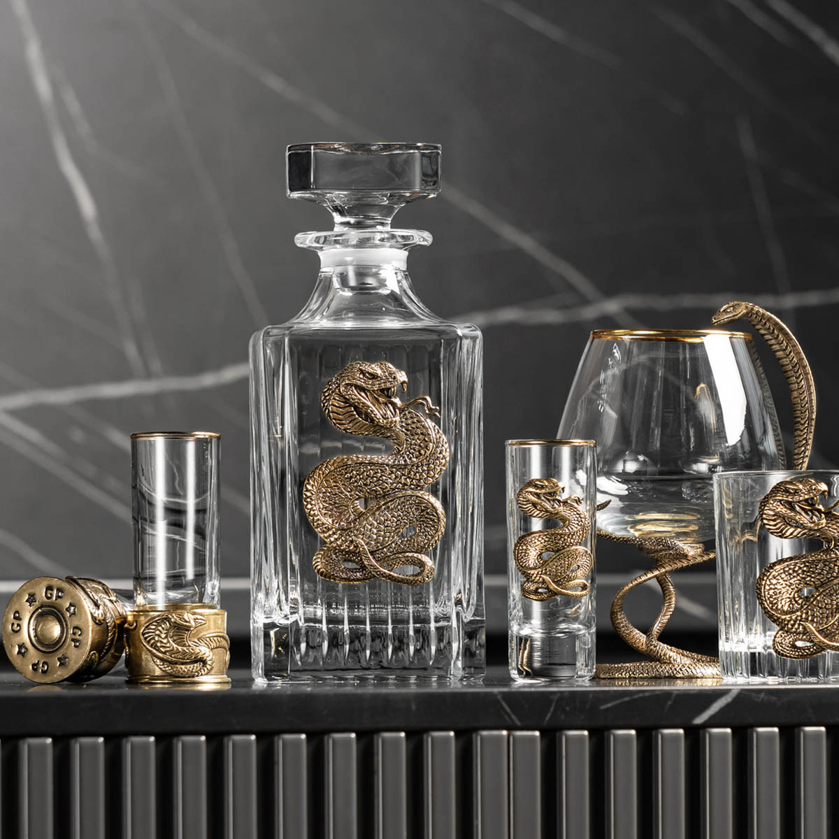 Статуэтка Город Подарков Змея-принцесса