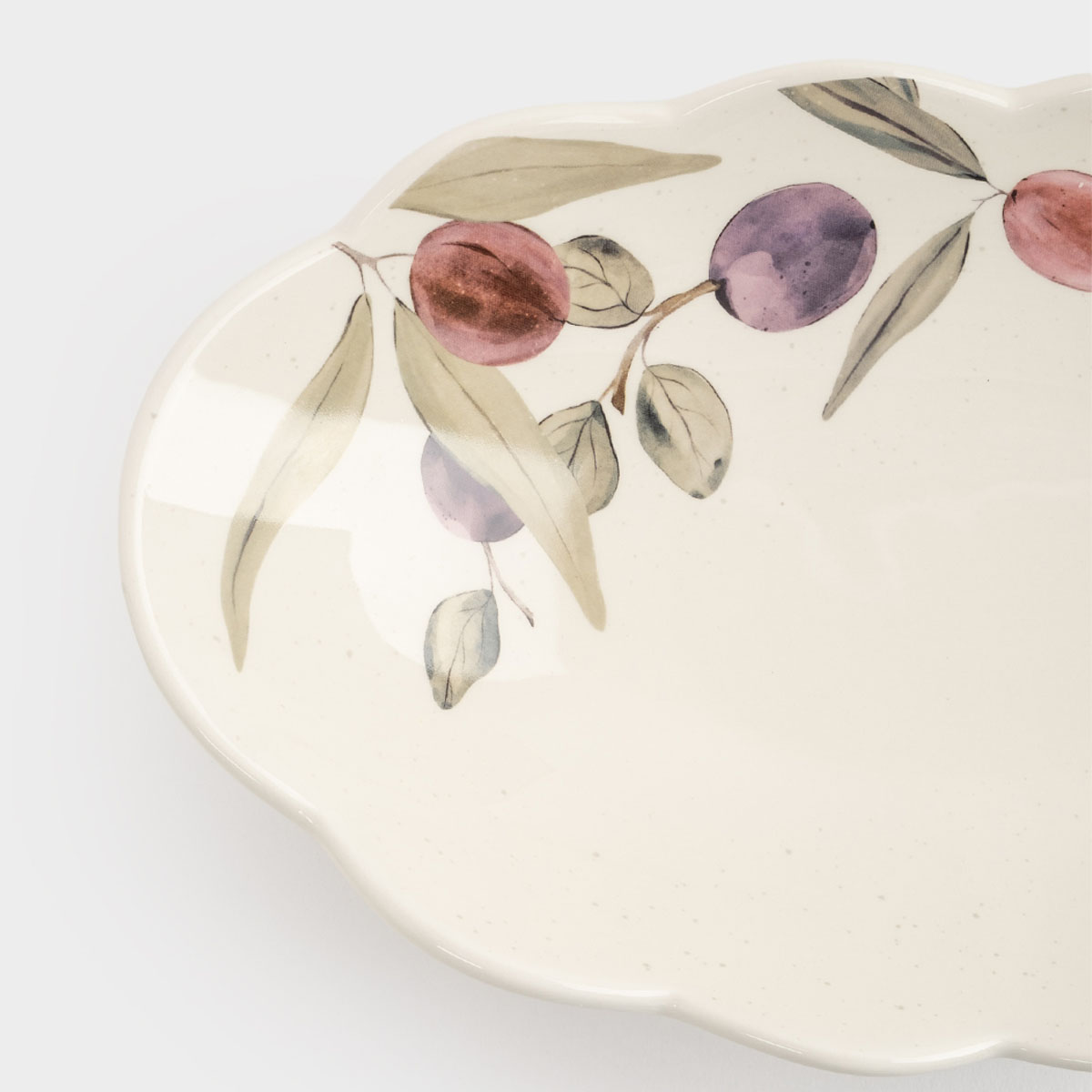 Блюдо овальное Anna Lafarg Сливы