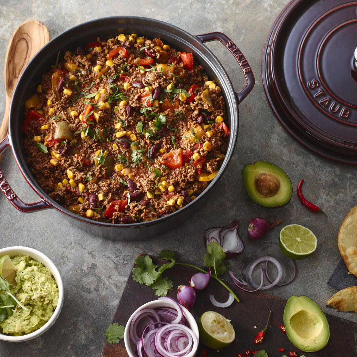 Кокот круглый 28 см, 6,7 л, гранатовый