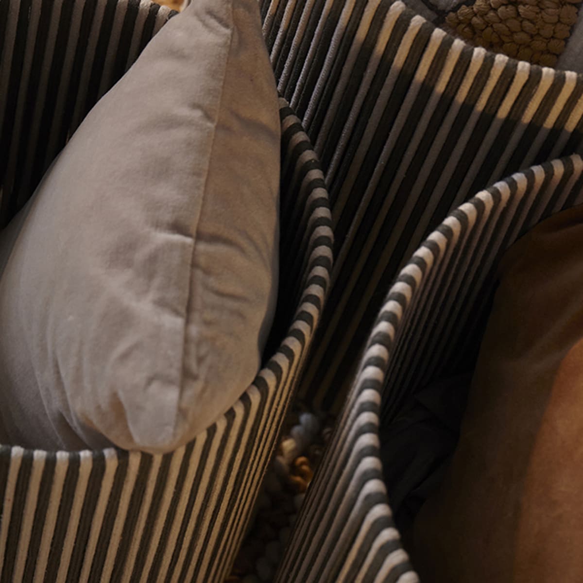 Корзина плетеная Tkano Ethnic Dholak Grey, размер M