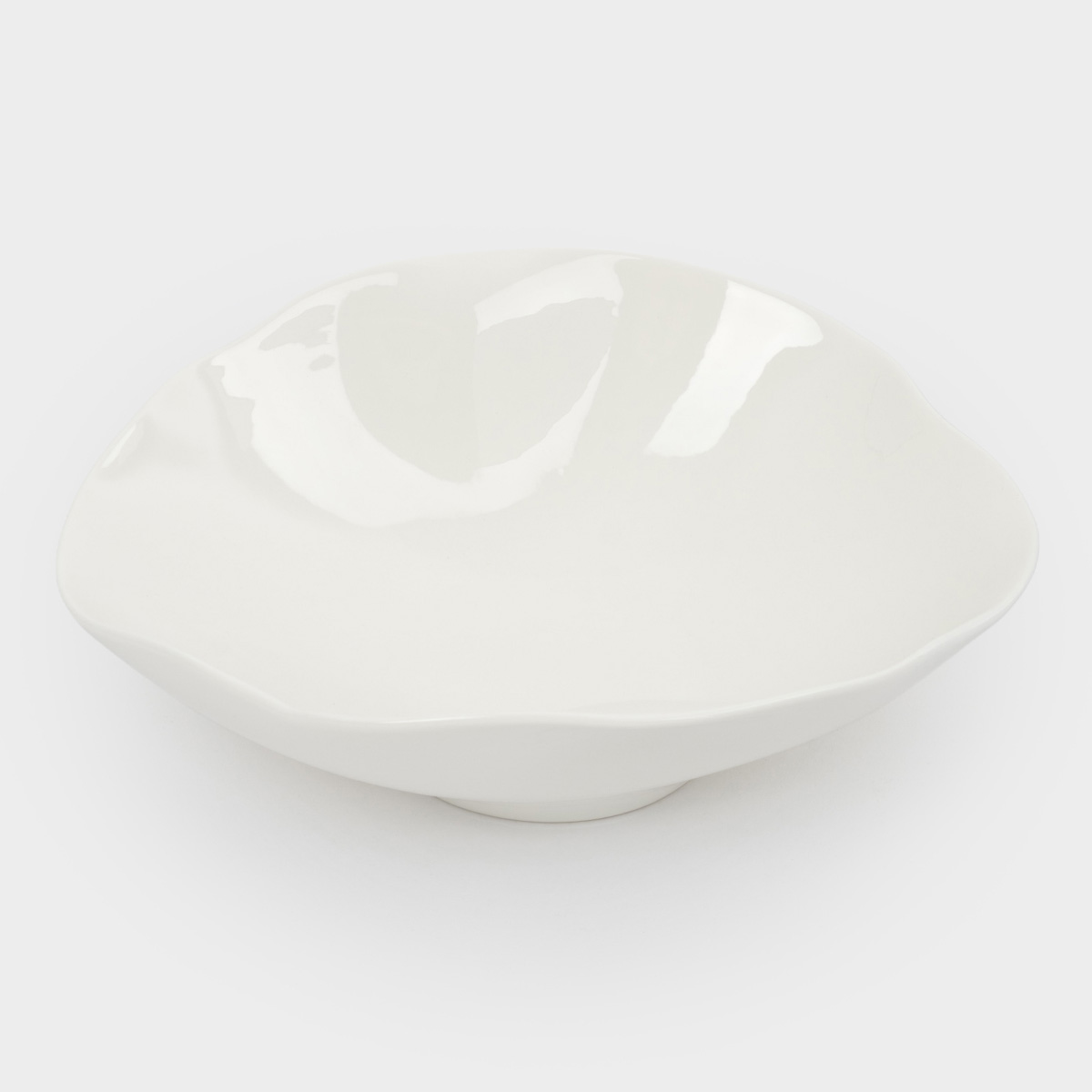 Салатник Anna Lafarg White Ocean Волнистый край