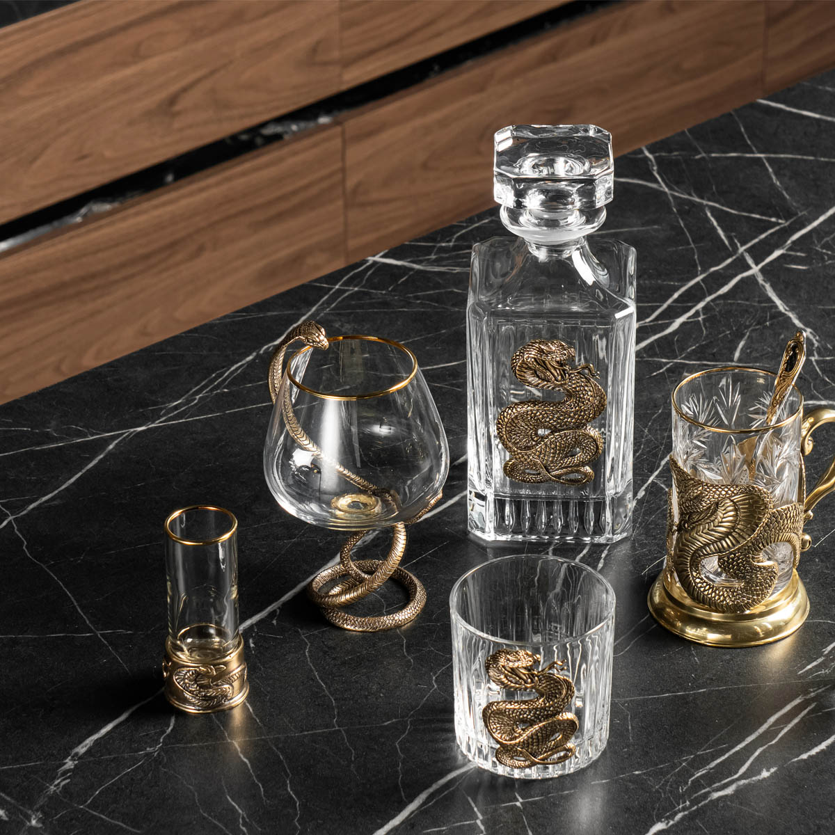 Статуэтка Город Подарков Змея-принцесса