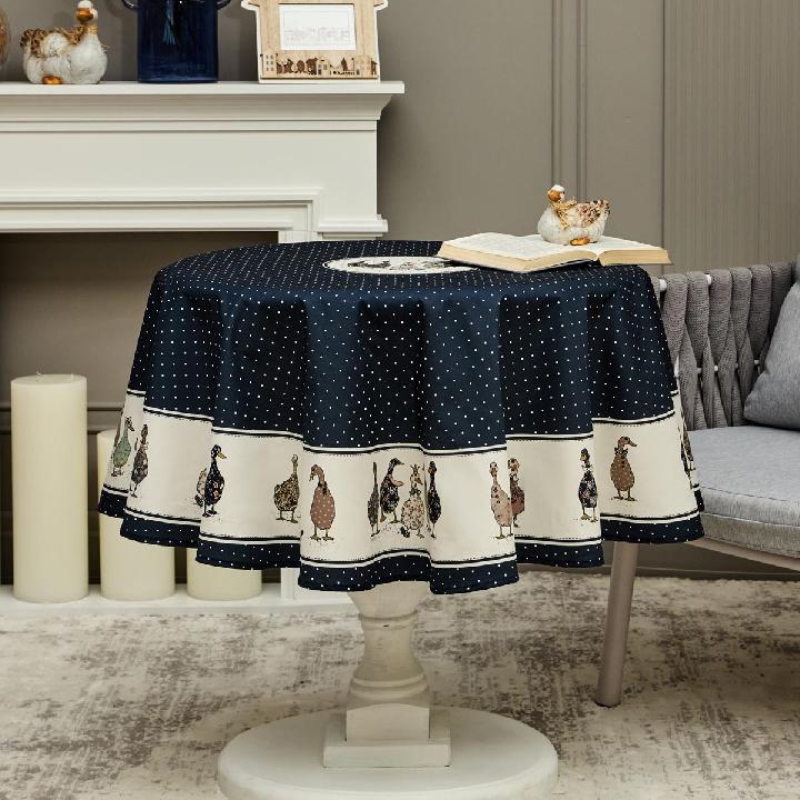 Скатерть кругая Santalino Family Farm 150см