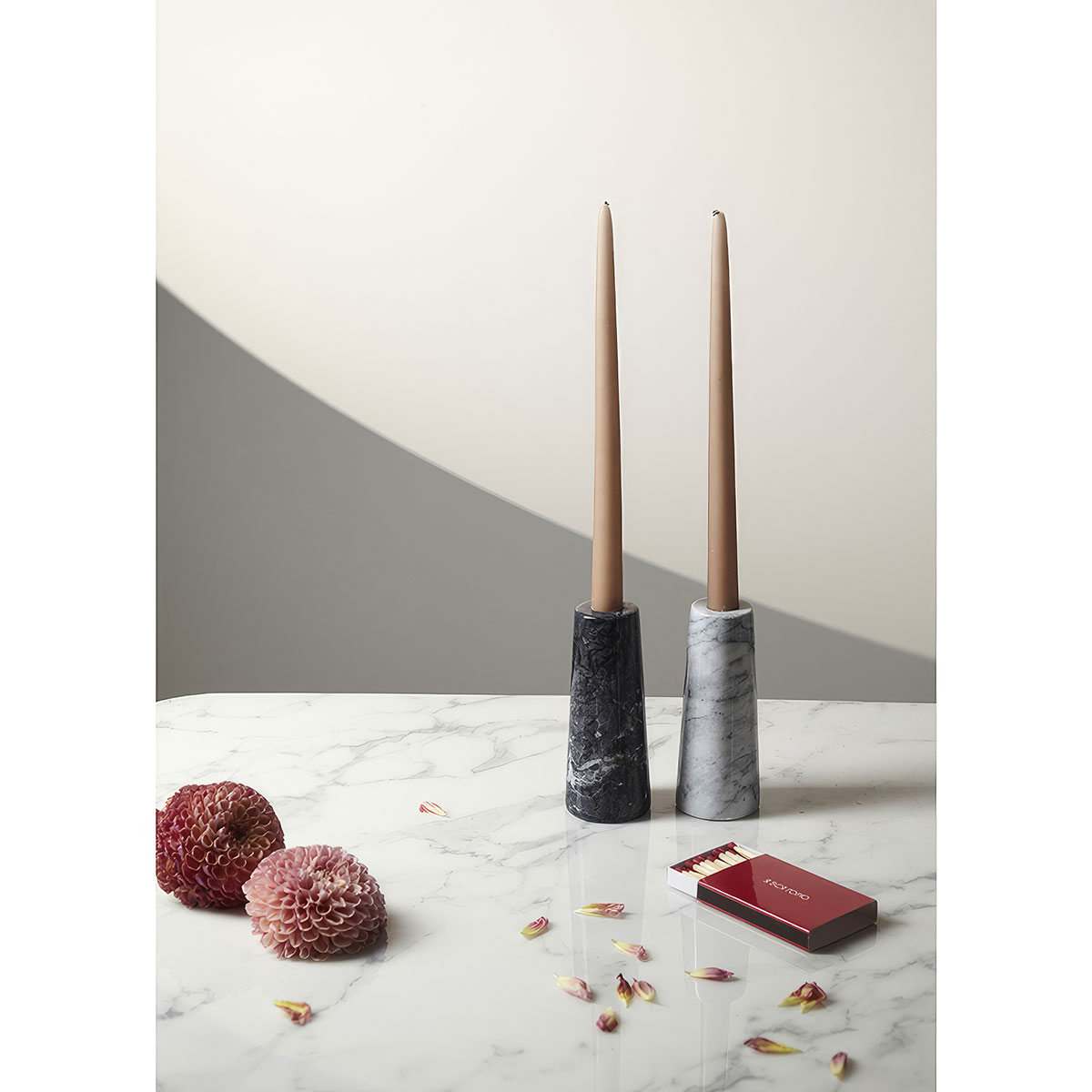 Подсвечник Liberty Jones Marm, черный мрамор