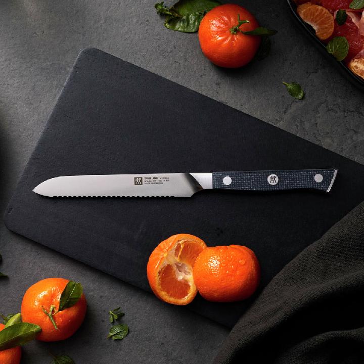 Нож универсальный Zwilling Spectrum