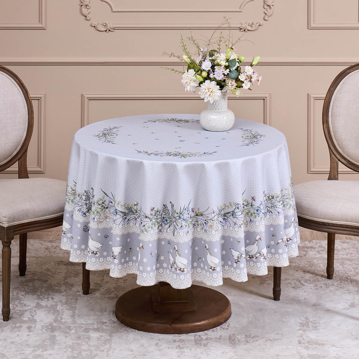 Скатерть с пропиткой Santalino Гуси Легард 180см