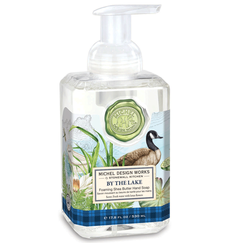 Пенка для рук Michel Design Works У озера