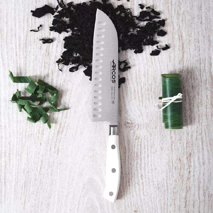 Нож поварской Сантоку Arcos Riviera Blanca