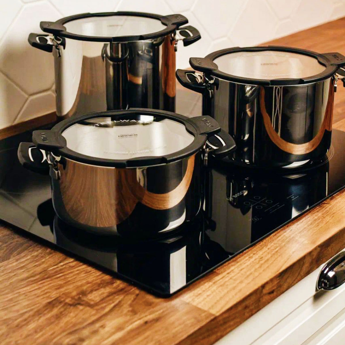 Кастрюля с крышкой Vitax Compact Chef 5л