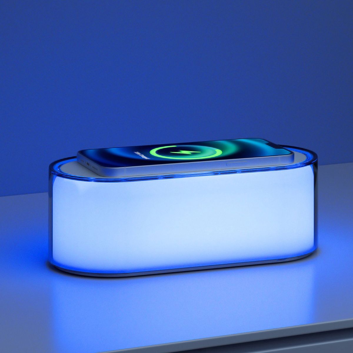 Ночник с беспроводной зарядкой и RGB подсветкой Evolt Miracle