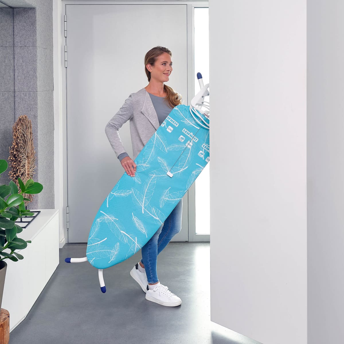 Гладильная доска Leifheit AirBoard Compact S, без электроподключения