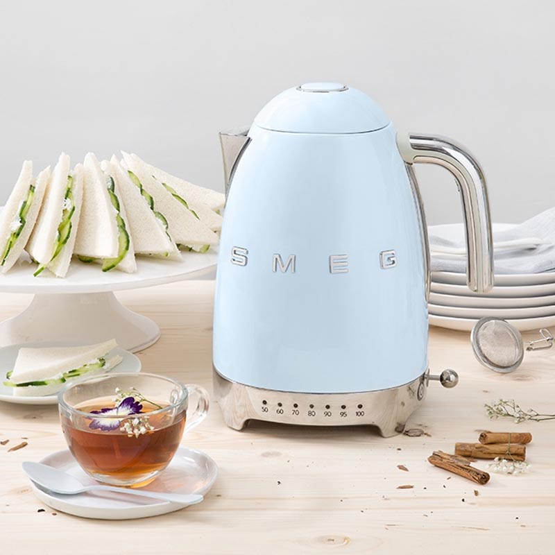 Чайник электрический Smeg 50’s Style с регулируемой температурой, белый