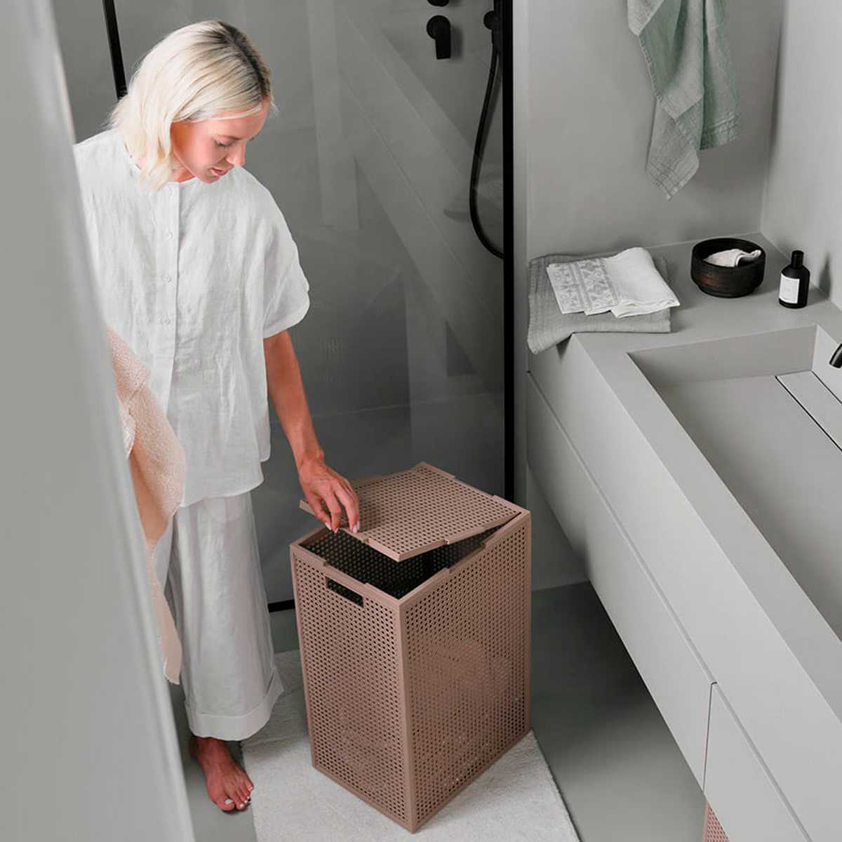 Корзина для белья Curver Kaya 38x29x58,5см, цвет розовый