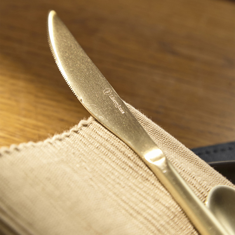 Набор столовых приборов Liberty Jones Pure 24 предмета на 6 персон, матовый золотой