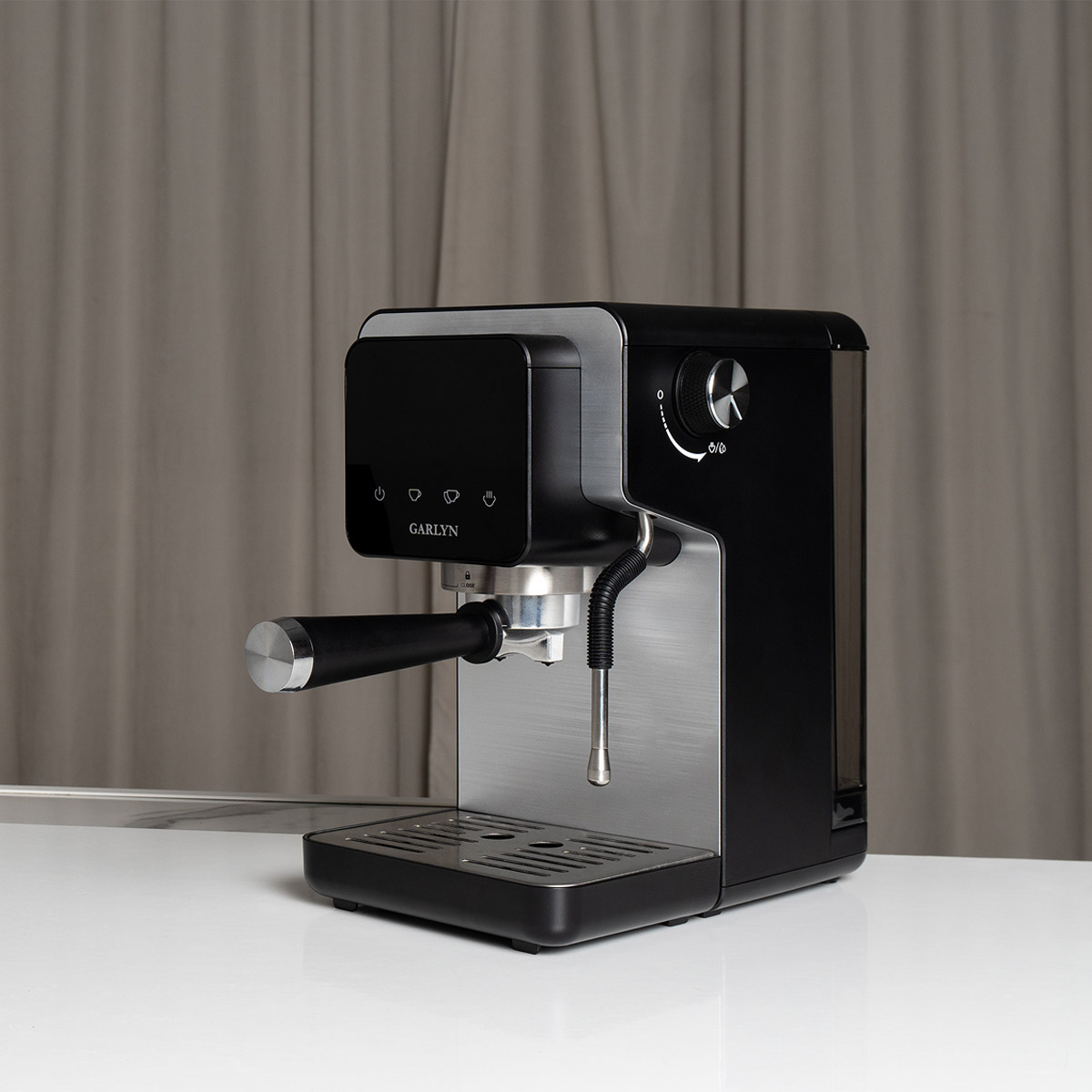 Кофеварка GARLYN L40