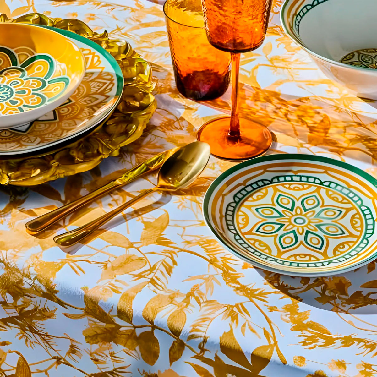 Скатерть Andrea Fontebasso Versaille 140x140см