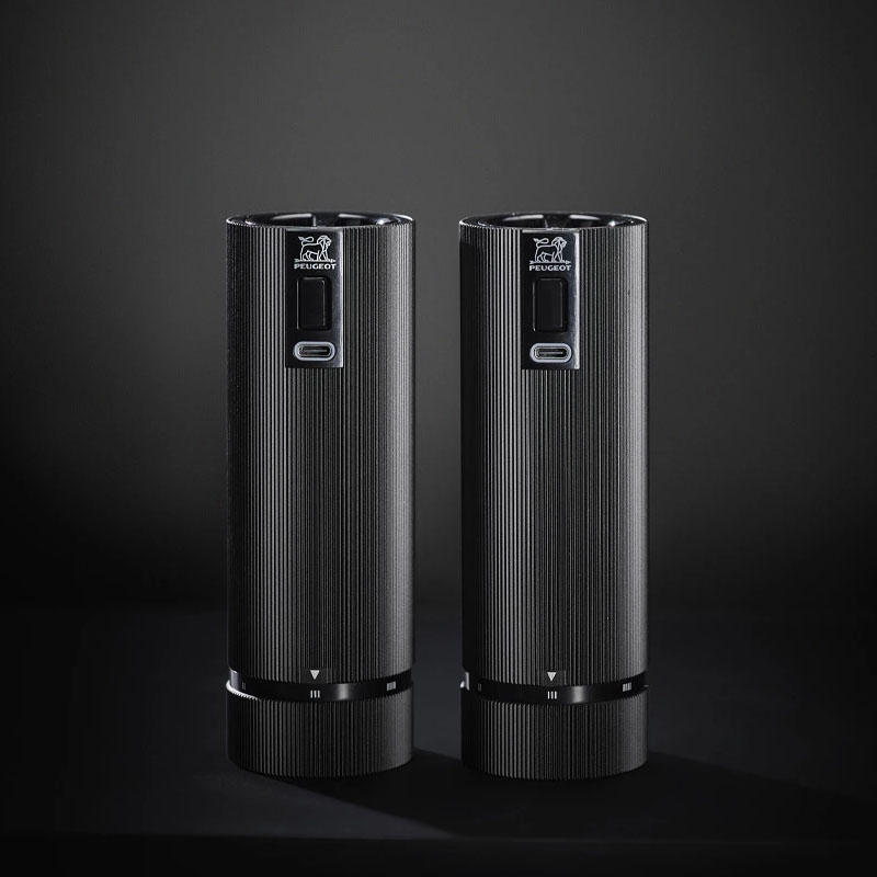 Набор мельниц для соли и перца Peugeot Night Electric 15см