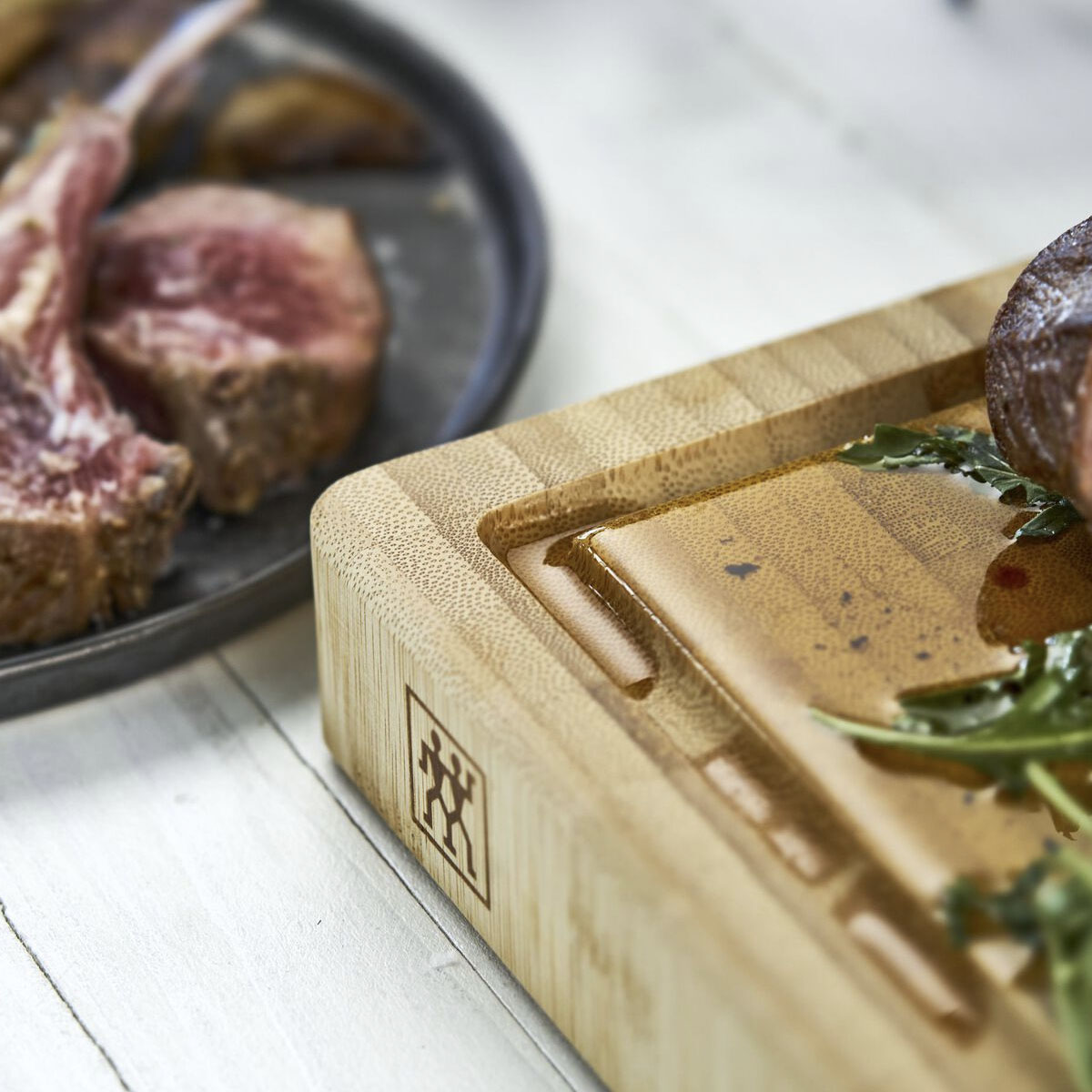 Доска разделочная из бамбука Zwilling 25x18см