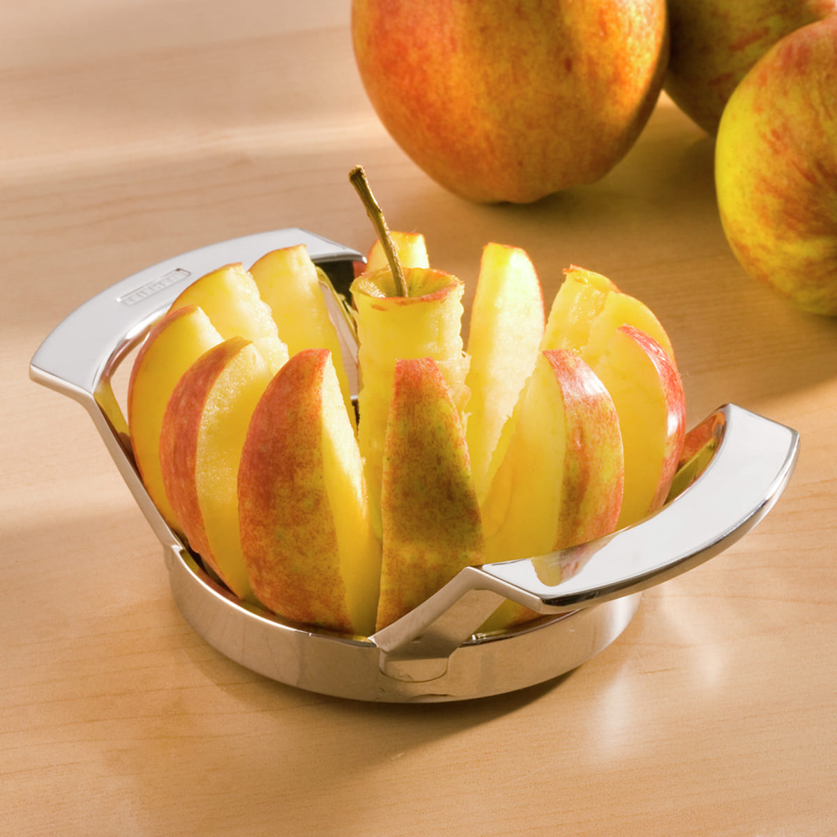 Яблокорезка Leifheit Proline