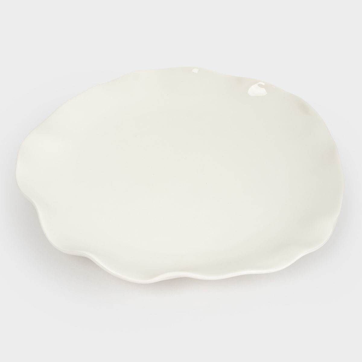 Тарелка обеденная Anna Lafarg White Ocean Волнистый край