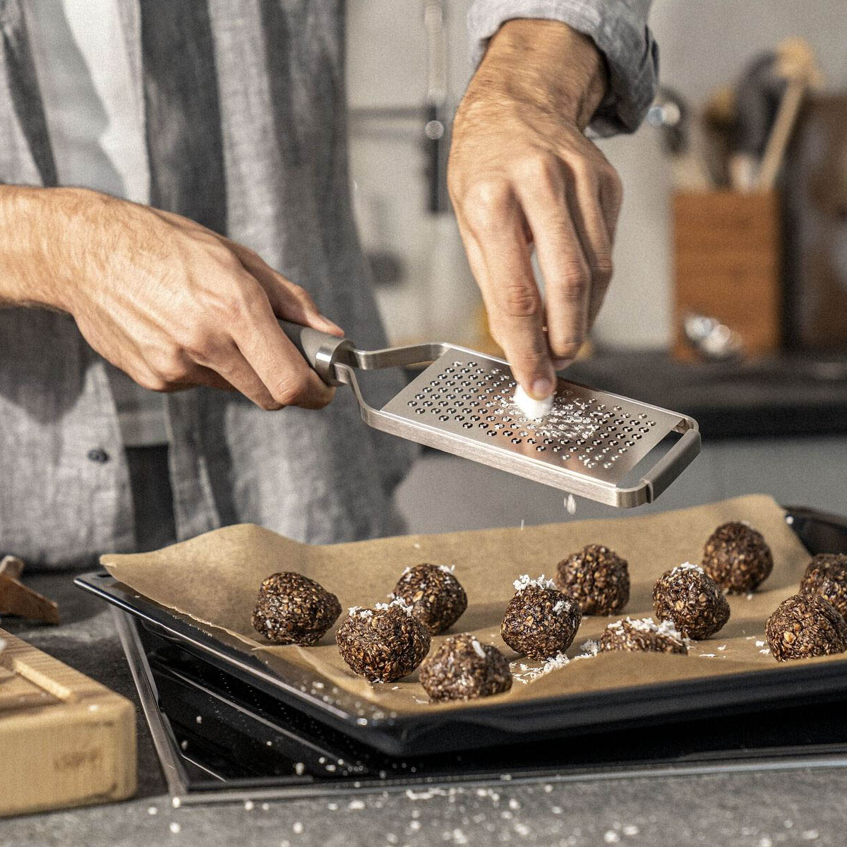 Терка мелкая с ручкой Zwilling Pro