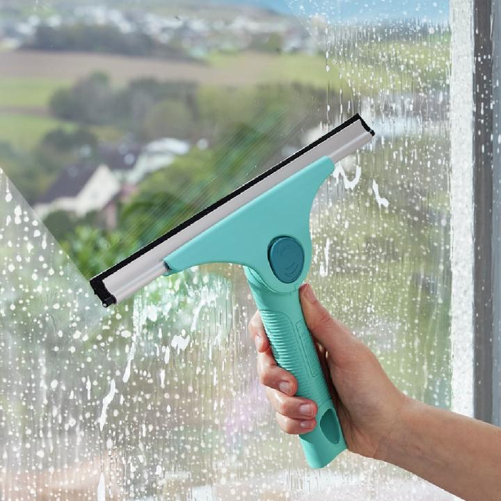 Водосгон Leifheit Slider M 28см