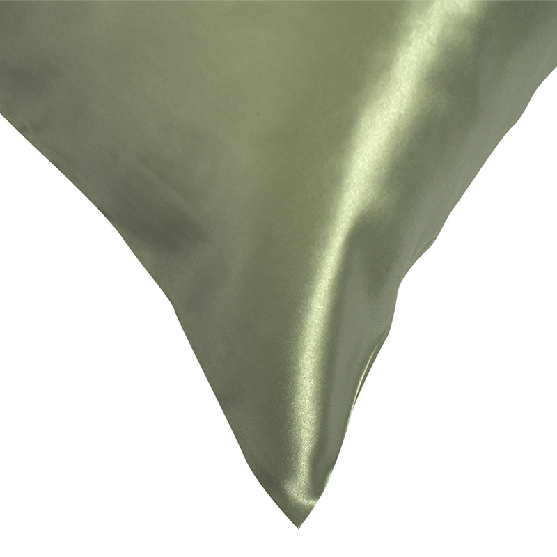 Наволочка из натурального шелка Tkano Essential мятного цвета