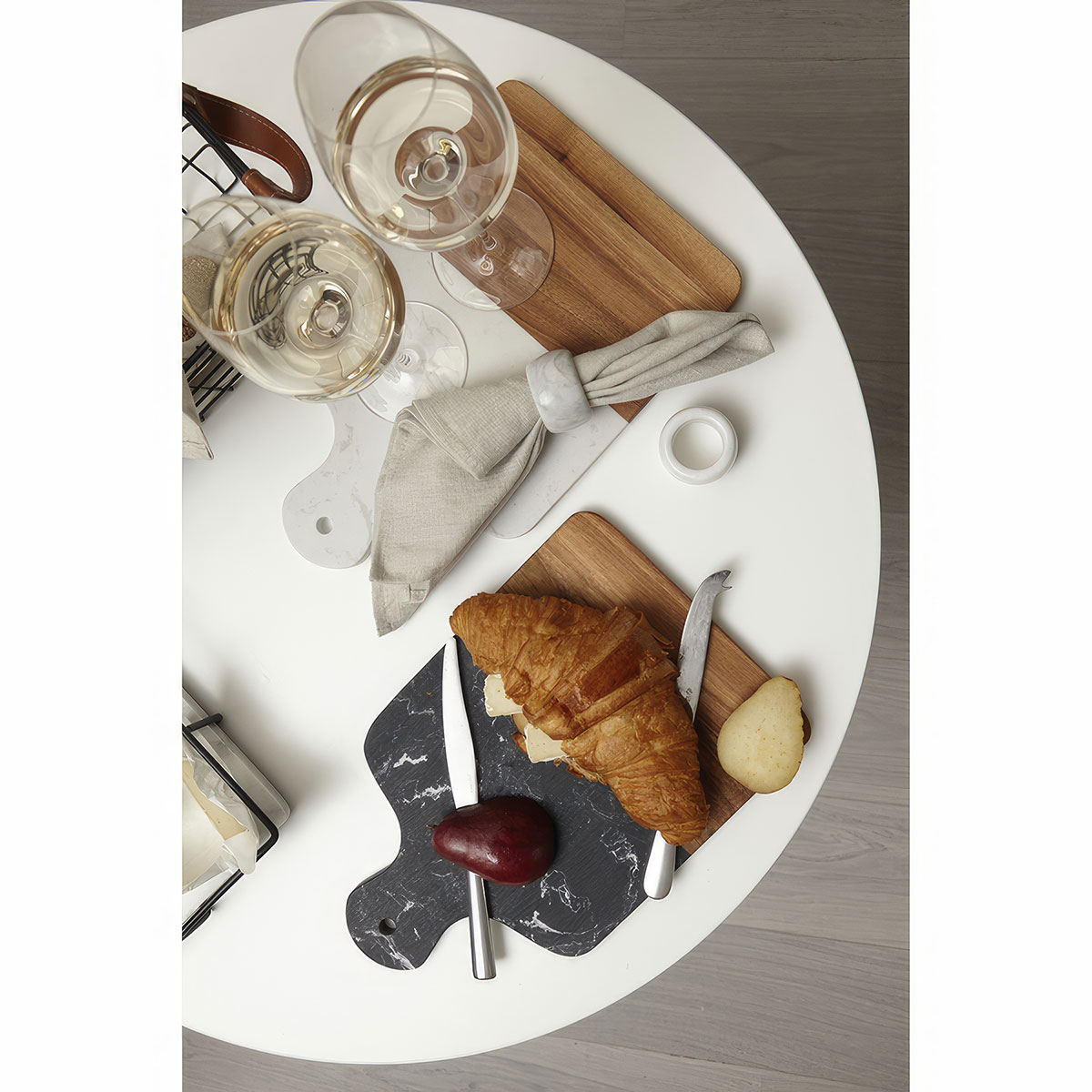 Доска сервировочная Liberty Jones Marm, черный мрамор