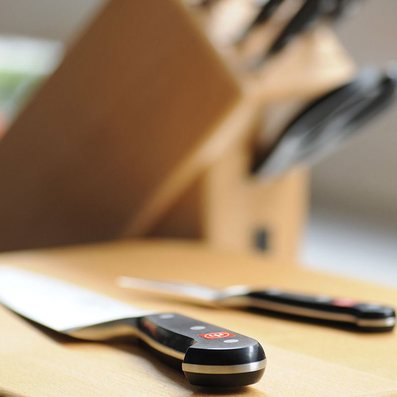 Нож кухонный Шеф Wuesthof Classic