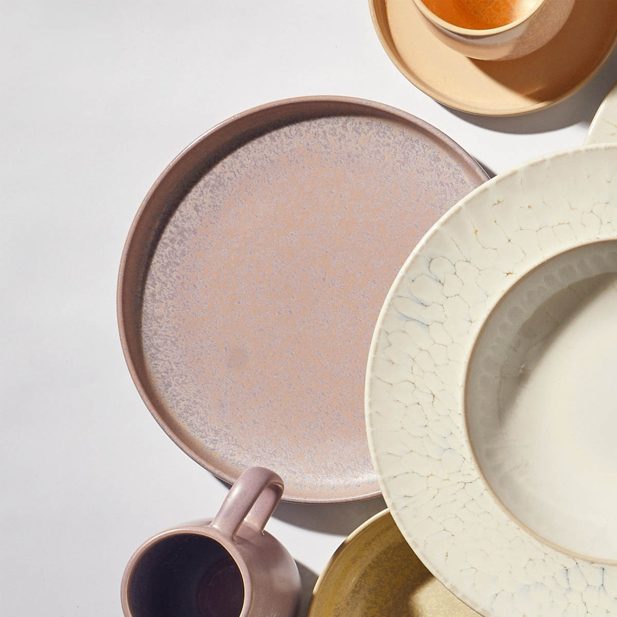 Тарелка плоская 22см Kenai Ceramics Luma, цвет лавандовый